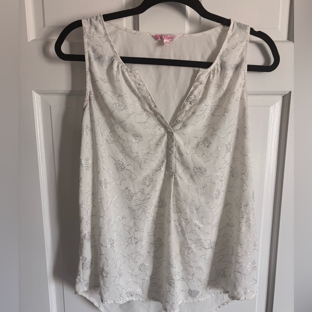 Candie's Cream Blouse with Floral pattern size s